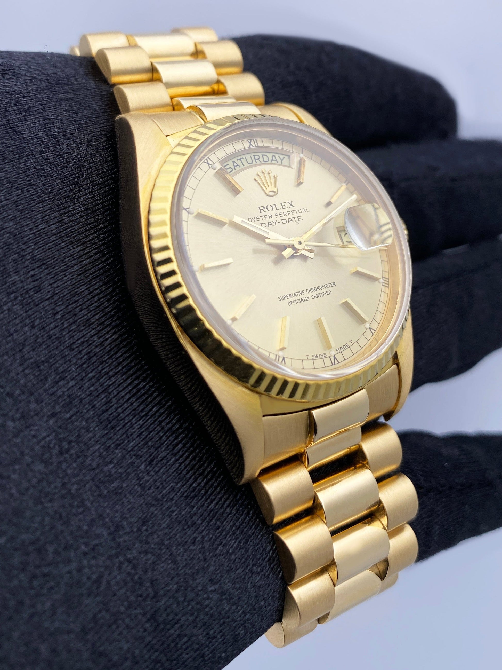 R02222301X_5 copy.jpg