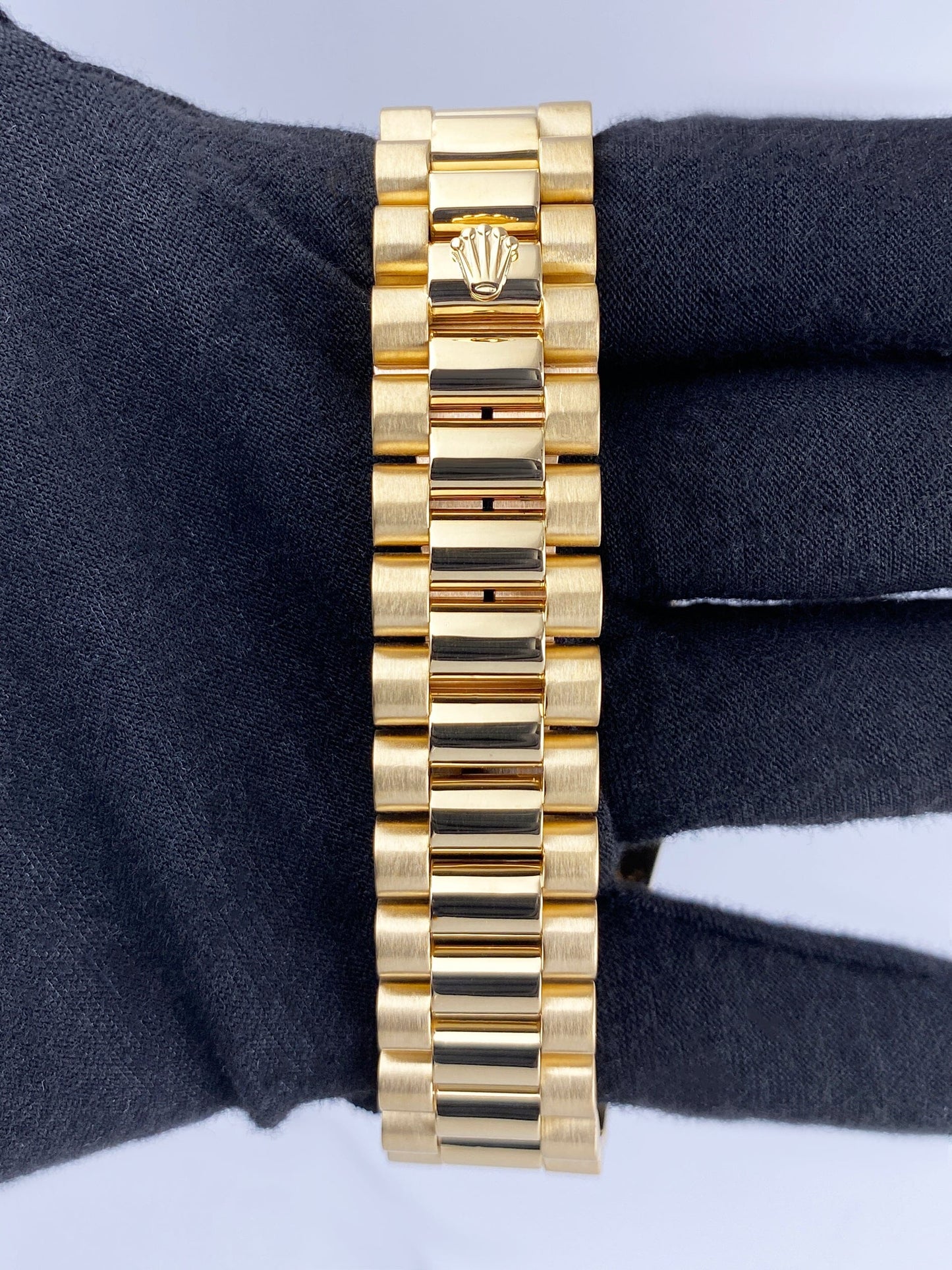 Rolex Day Date 18238 Blue Vignette Dial 18K Yellow Gold Mens Watch - Watches