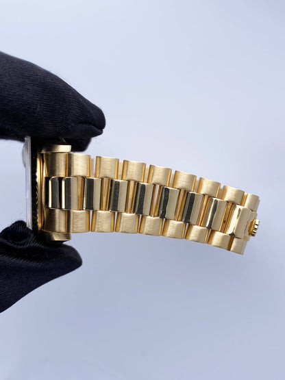 Rolex Day Date 18238 Diamond Dial Mens Watch