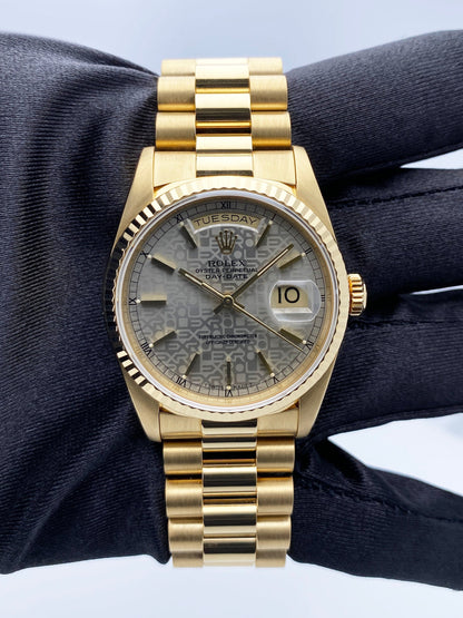 Rolex Day Date 18238 Sliver Anniversary Dial Mens Watch Box Papers