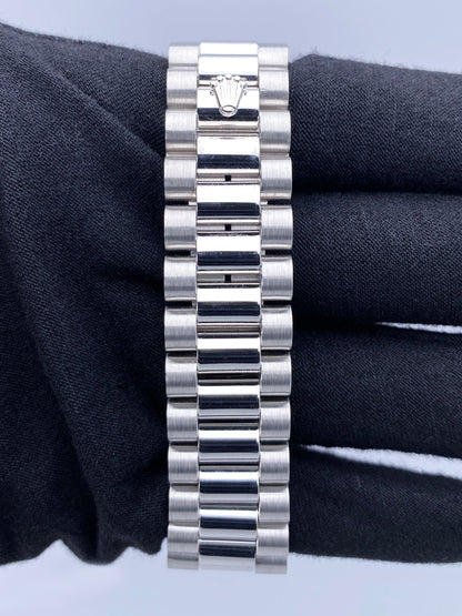 Rolex Day-Date 18239 Anniversary Diamond Dial Mens Watch Box Papers - Watches