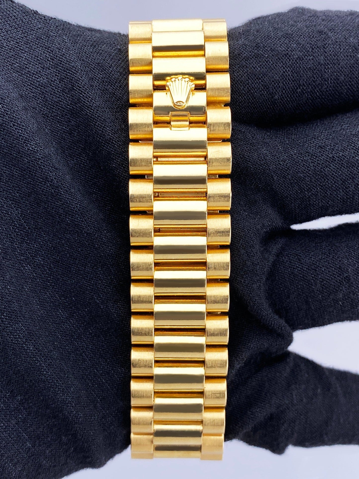 Rolex Day-Date 228238 Diamond Champagne Dial Mens Watch Box Papers - Watches