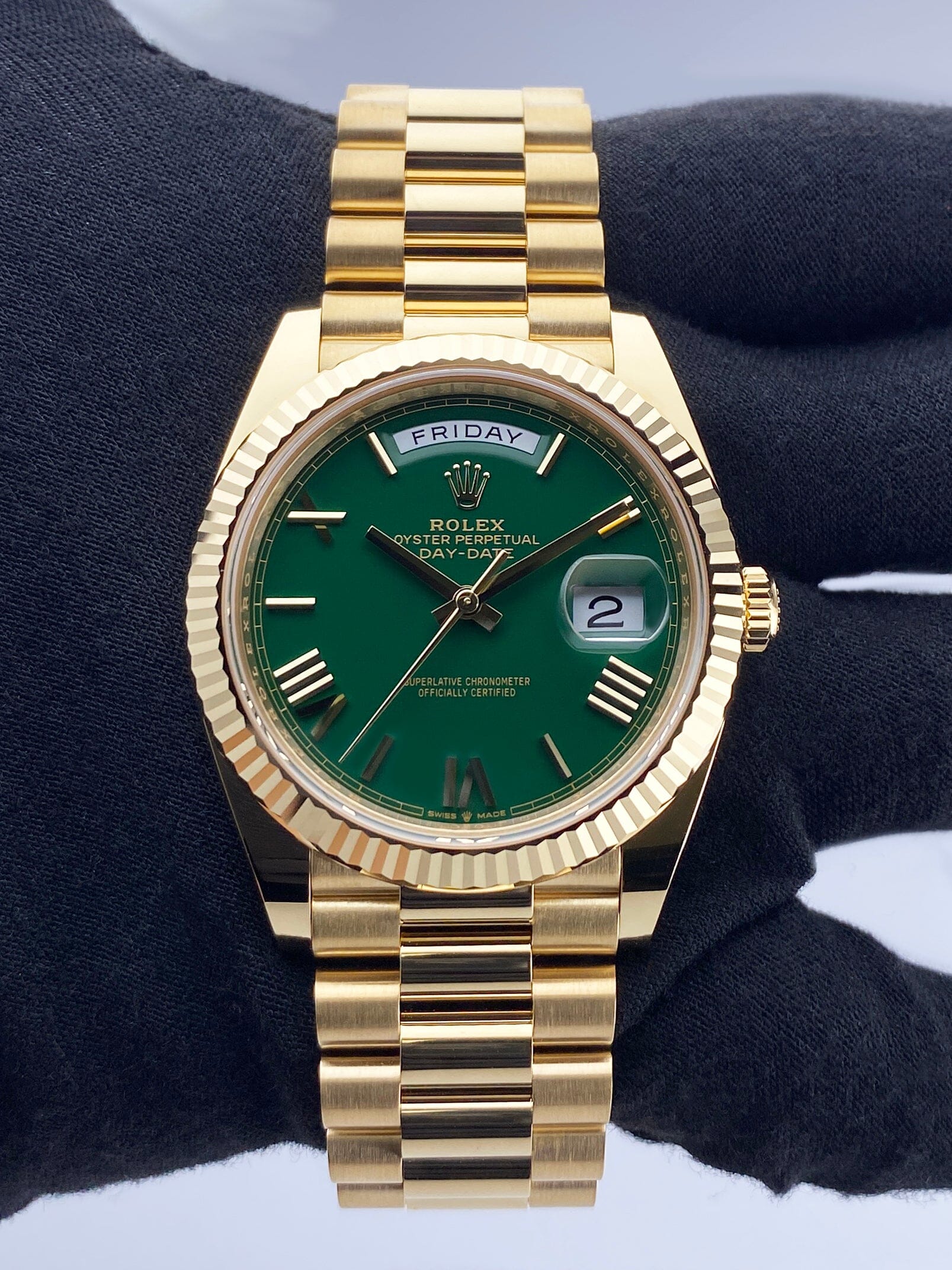 Rolex Day-Date 228238 Green Dial 18K Yellow Gold Mens Watch Box