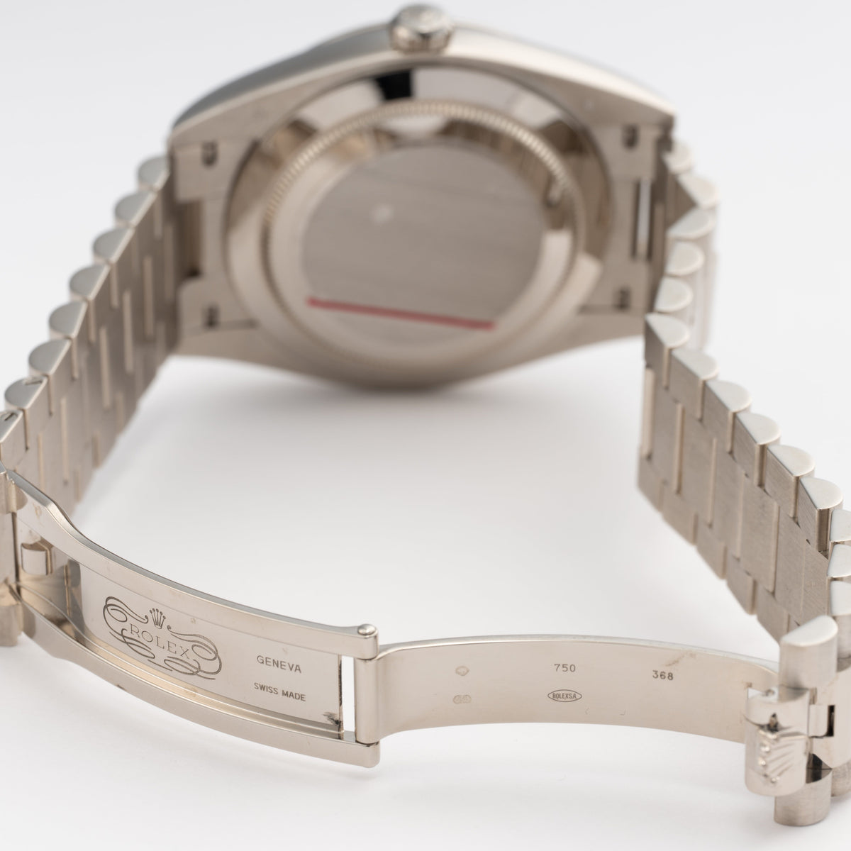 228239-Clasp Open.jpg
