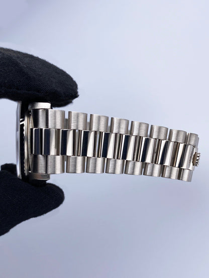 Rolex Day-Date President 18239 18K White Gold Mens Watch - Virtual