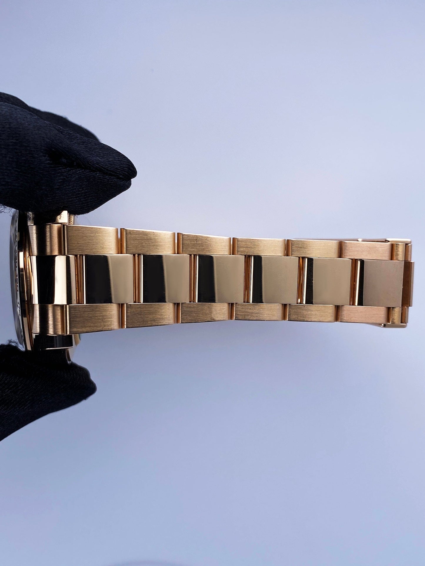 Rolex Daytona 116505 18K Rose Gold Black Dial Mens Watch