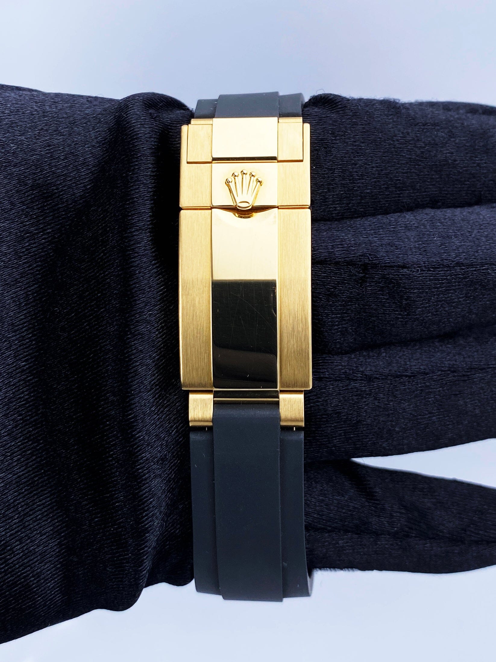 Rolex Daytona 116518LN 18K Yellow Gold Mens Watch Box Papers – Phigora