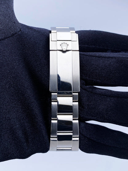 R07282205X_7 copy.jpg