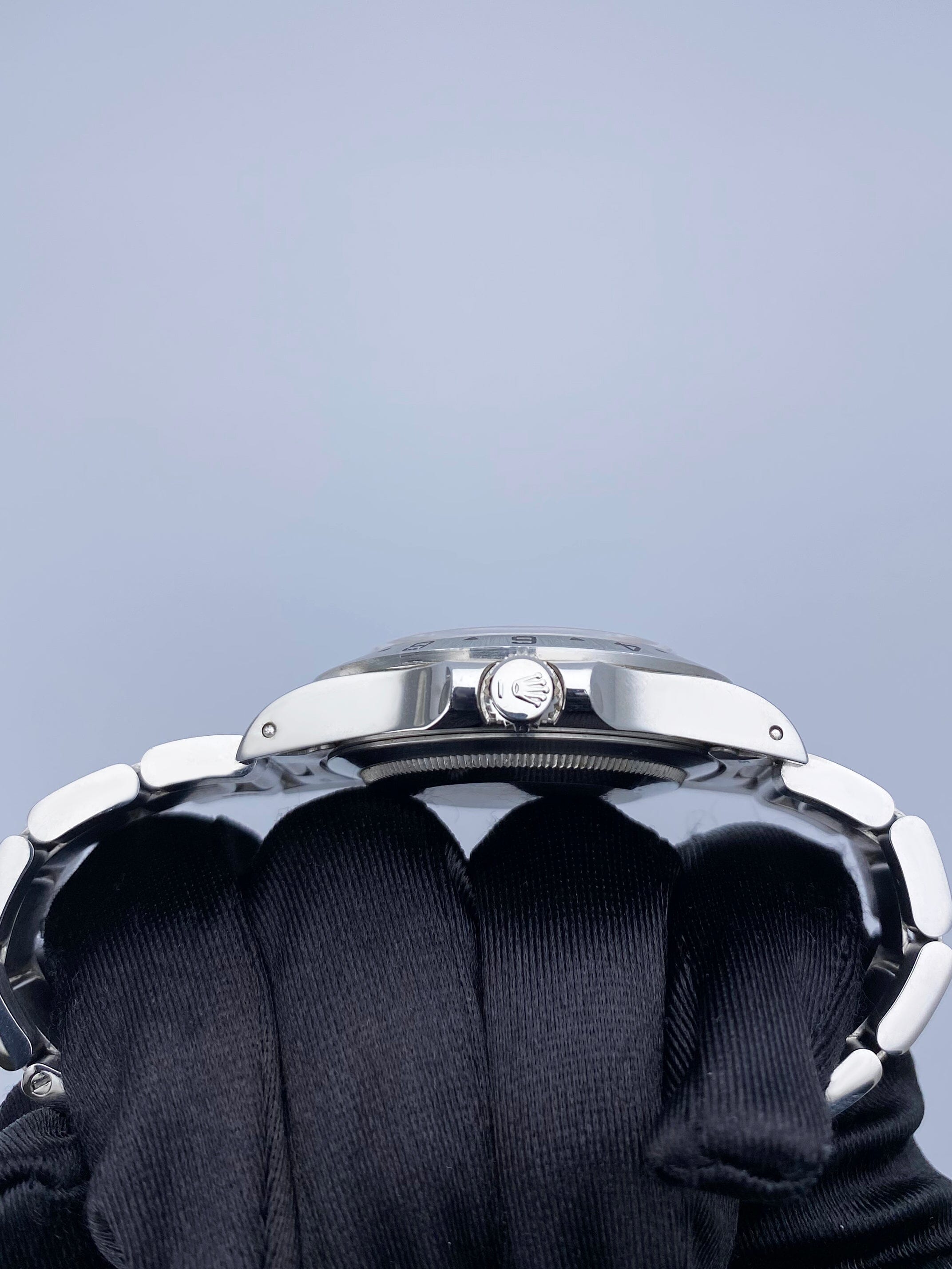 Rolex Explorer II 16550 Cream Dial Vintage Mens Watch Box Papers