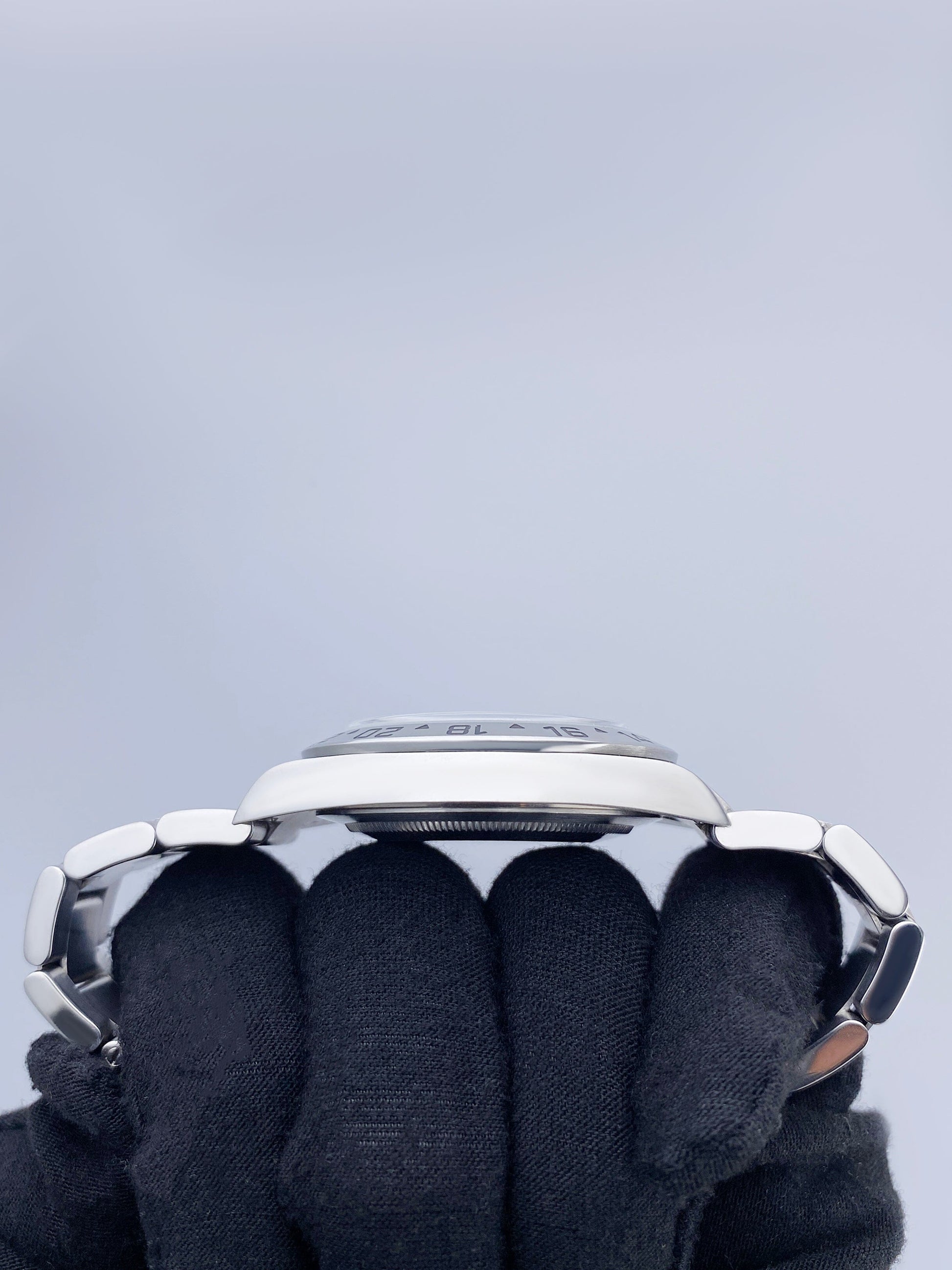 R16570BKIO2009-1_6.jpg