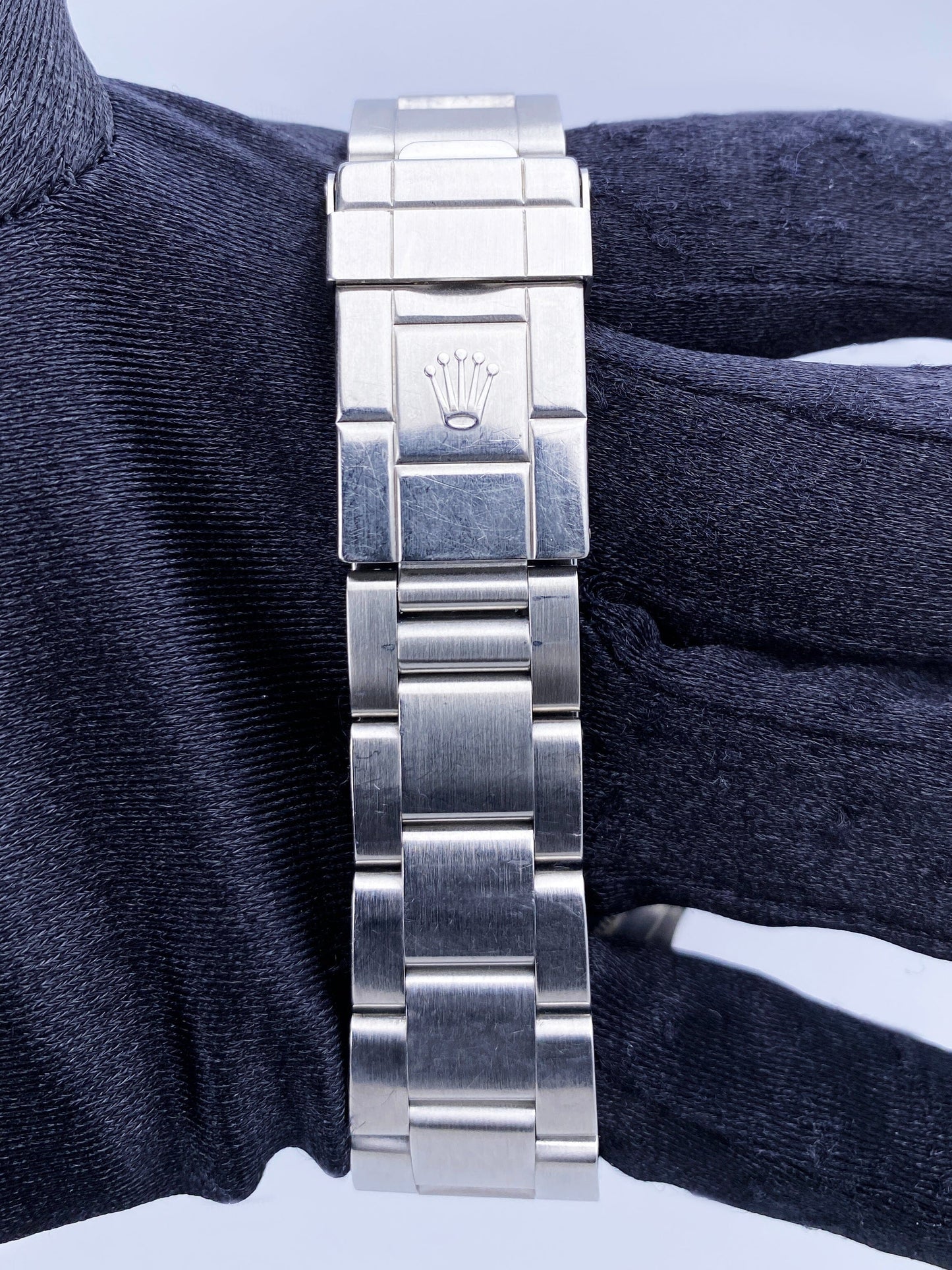 R10072206X_7 copy.jpg