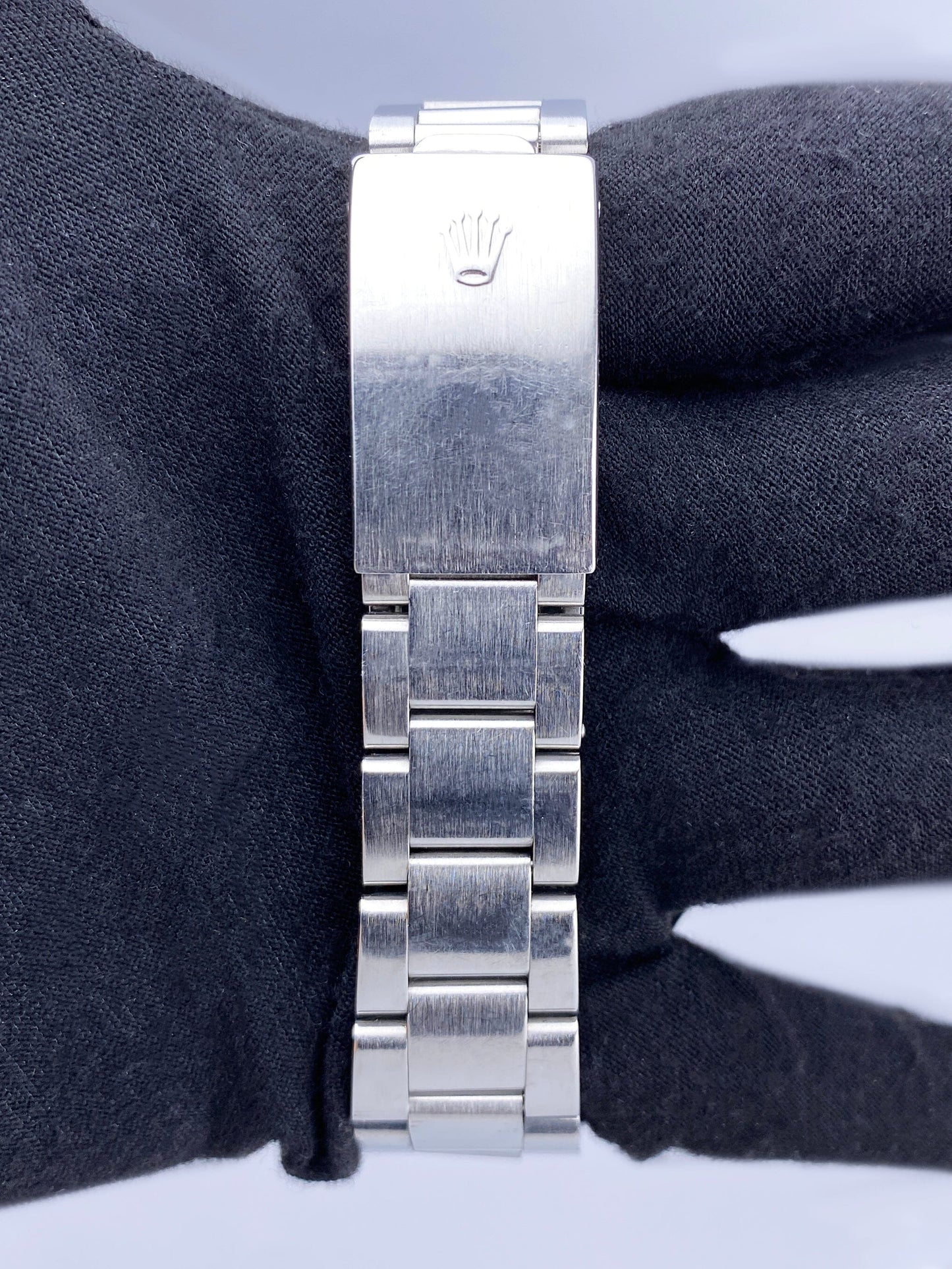 R16710BKIO93-1_8.jpg
