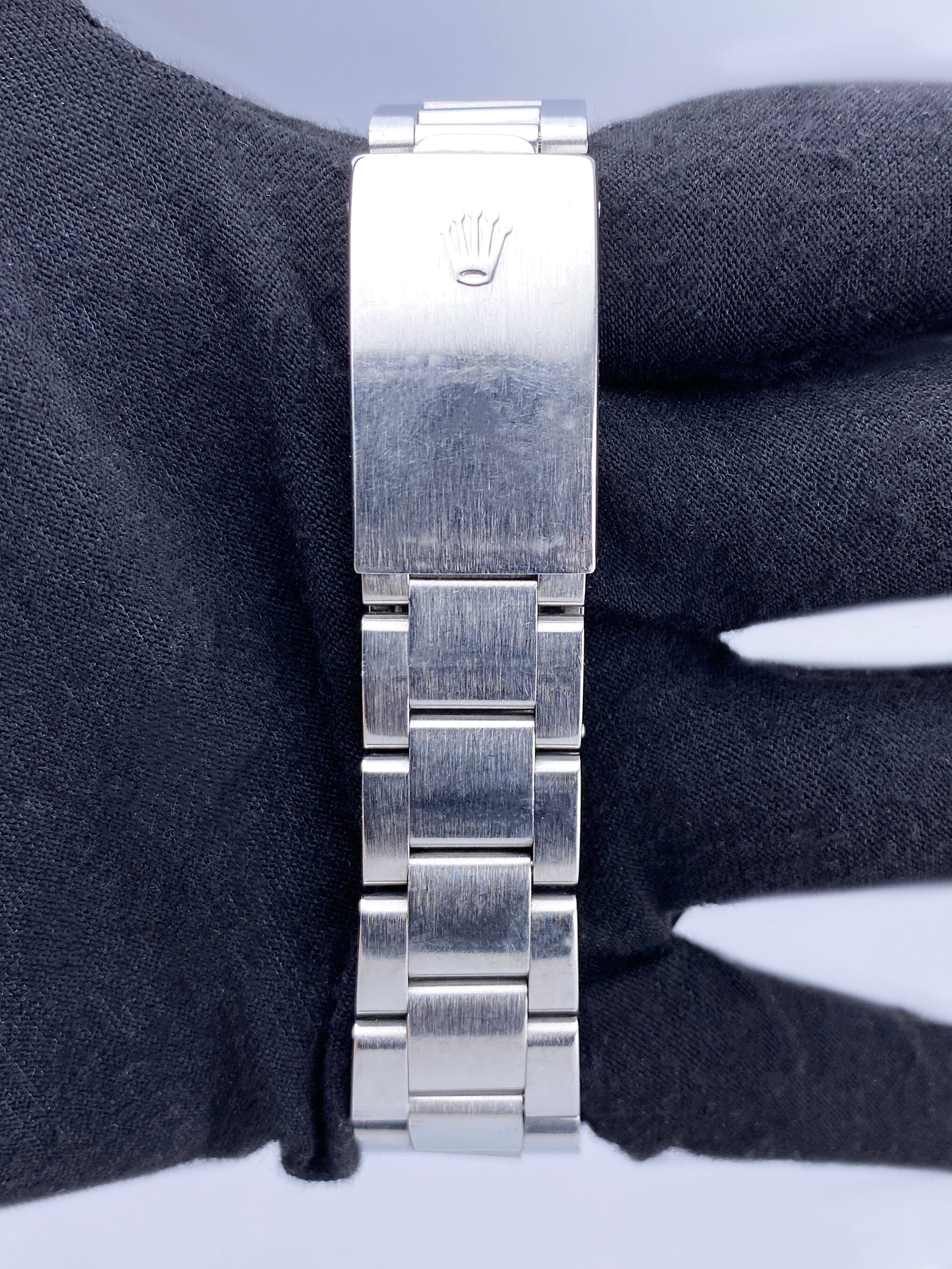 R16710BKIO93-1_8.jpg
