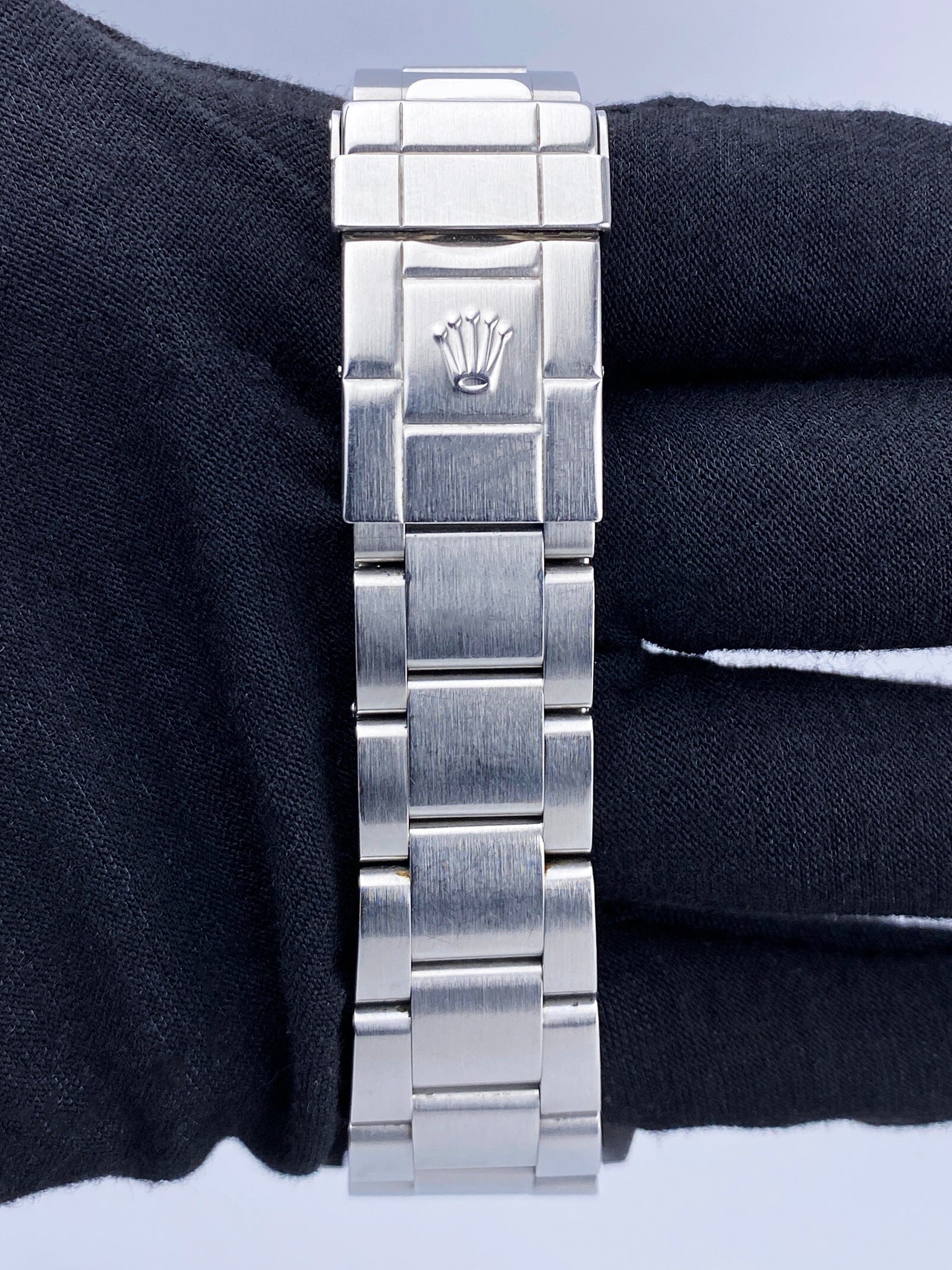 R16710BKIO2001-2_7 copy.jpg