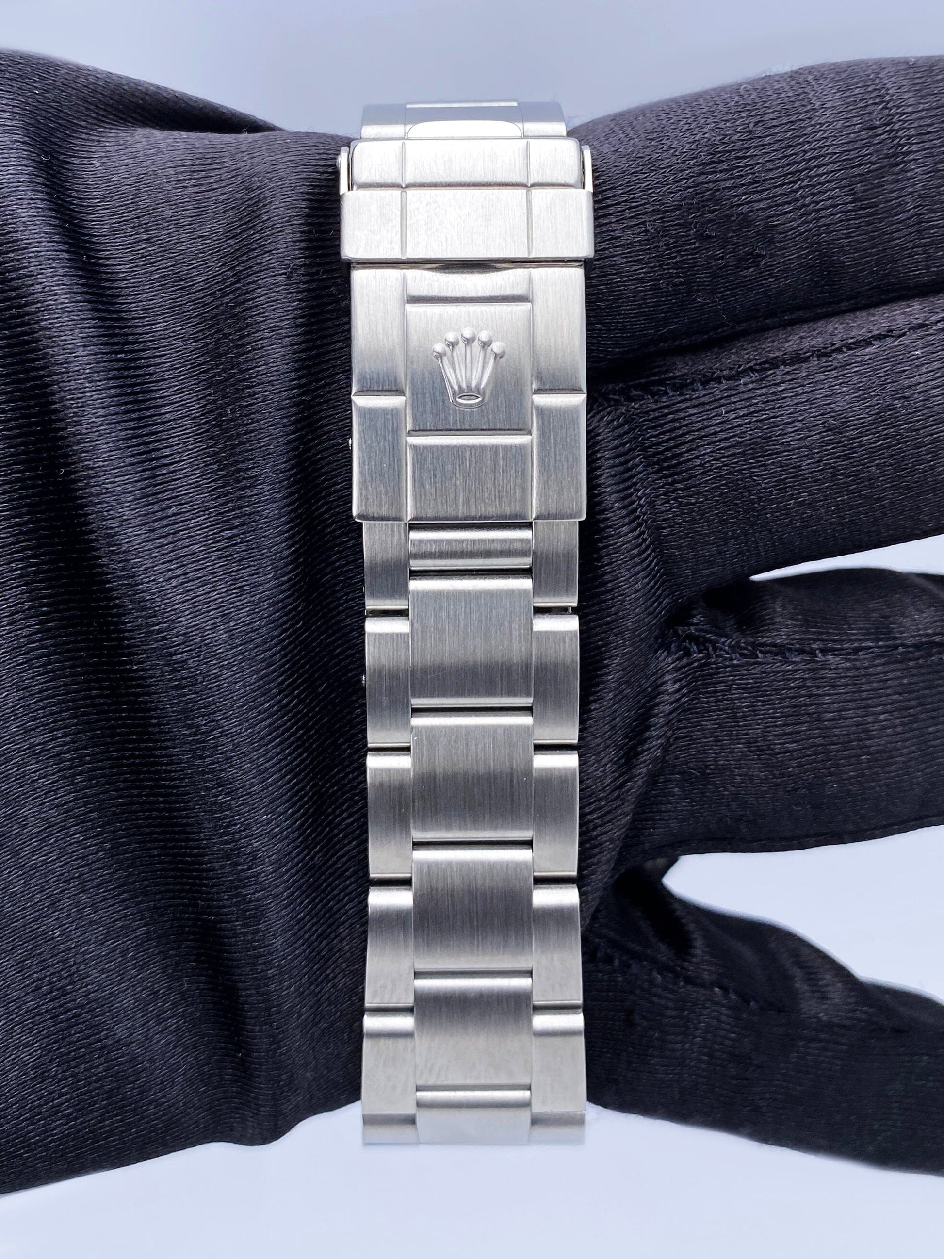 Rolex GMT Master II 16710 Stainless Steel Mens Watch Box Papers - Virtual