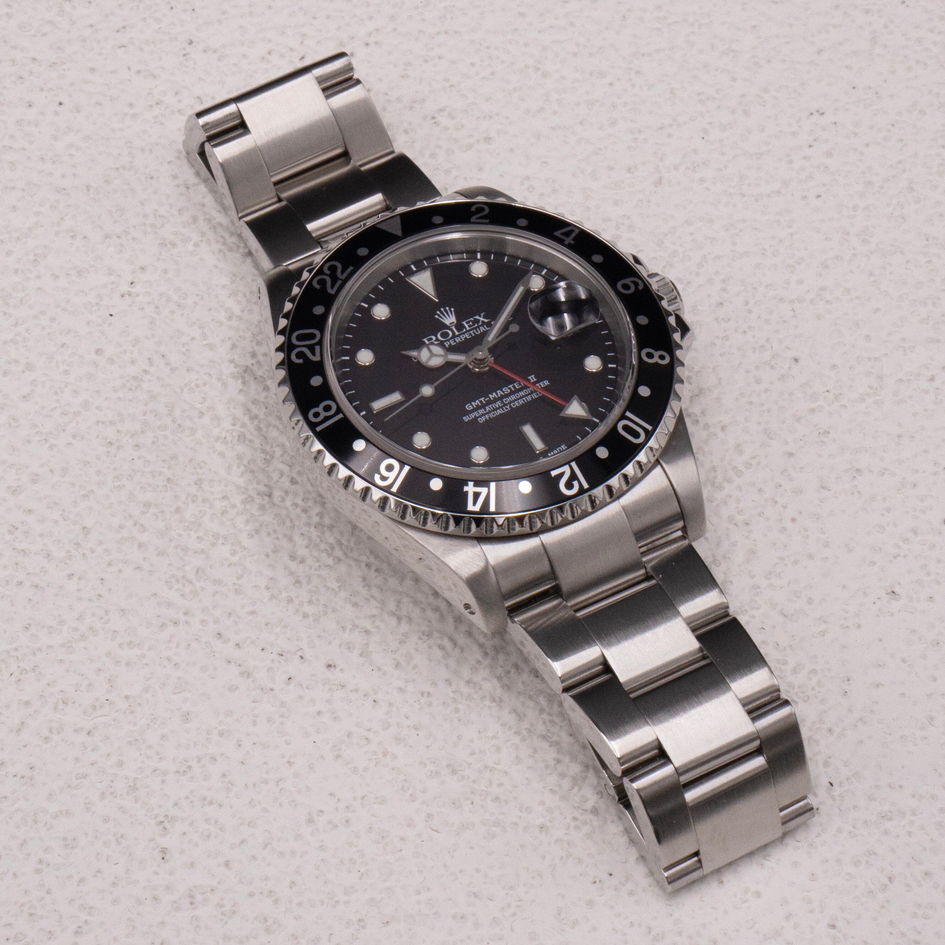 R16710BKIO2002-1_22.jpg