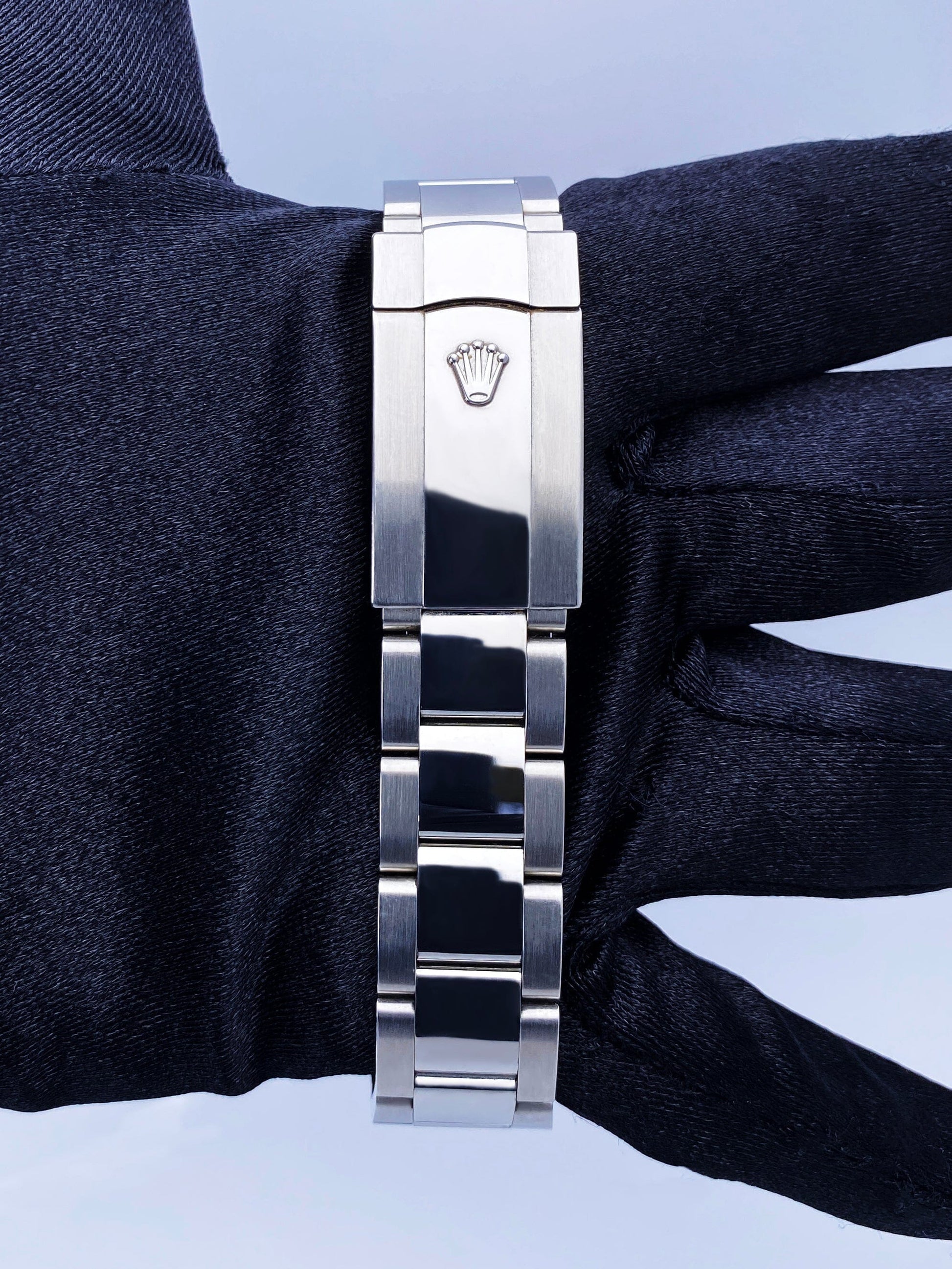 Rolex Milgauss 116400GV Black Dial Mens Watch Box Papers - Virtual