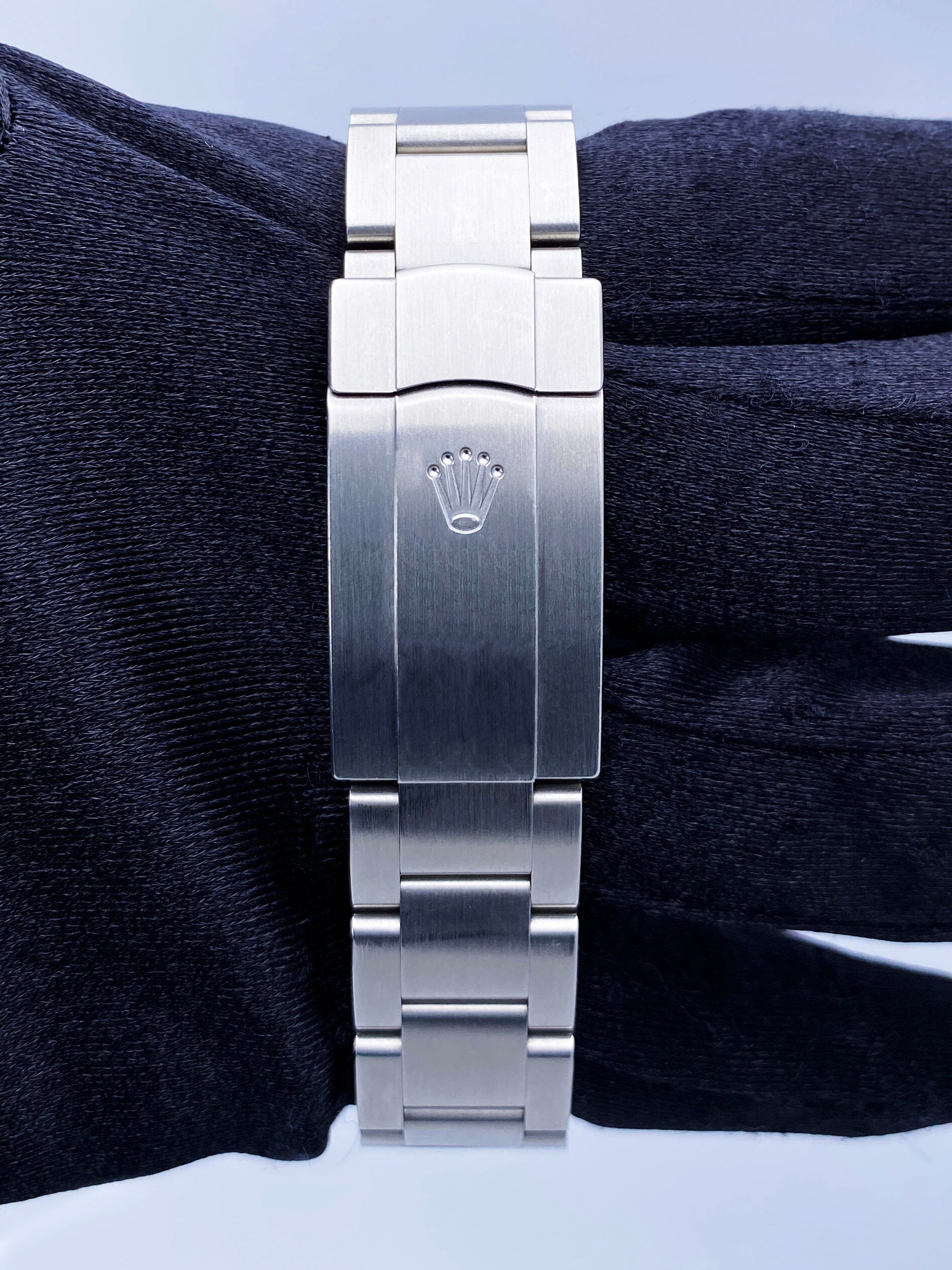 Rolex Oyster Perpetual 114300 Blue Dial Mens Watch