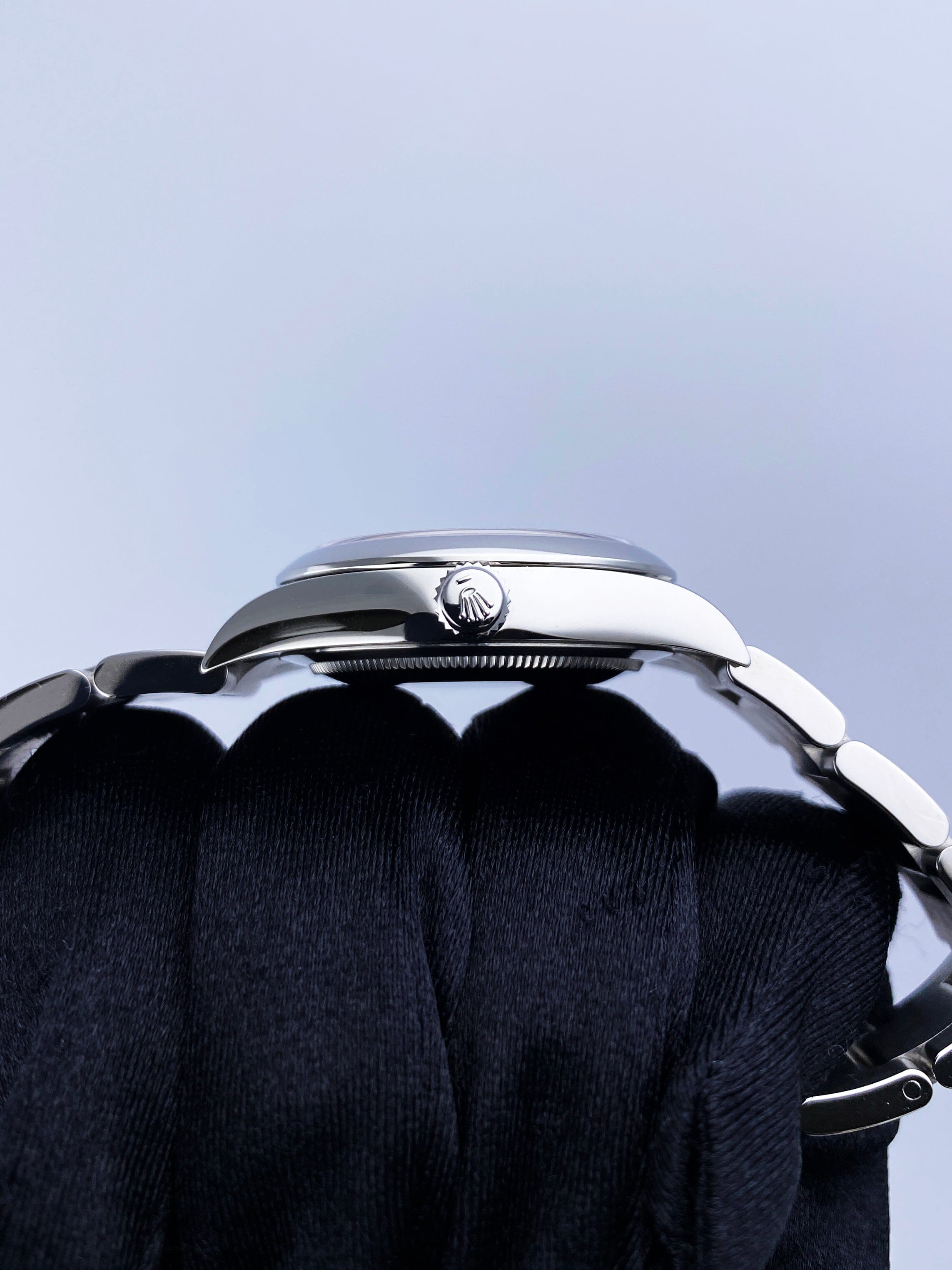 Rolex Oyster Perpetual 124200 Midsize Pink Dial Ladies Watch Box