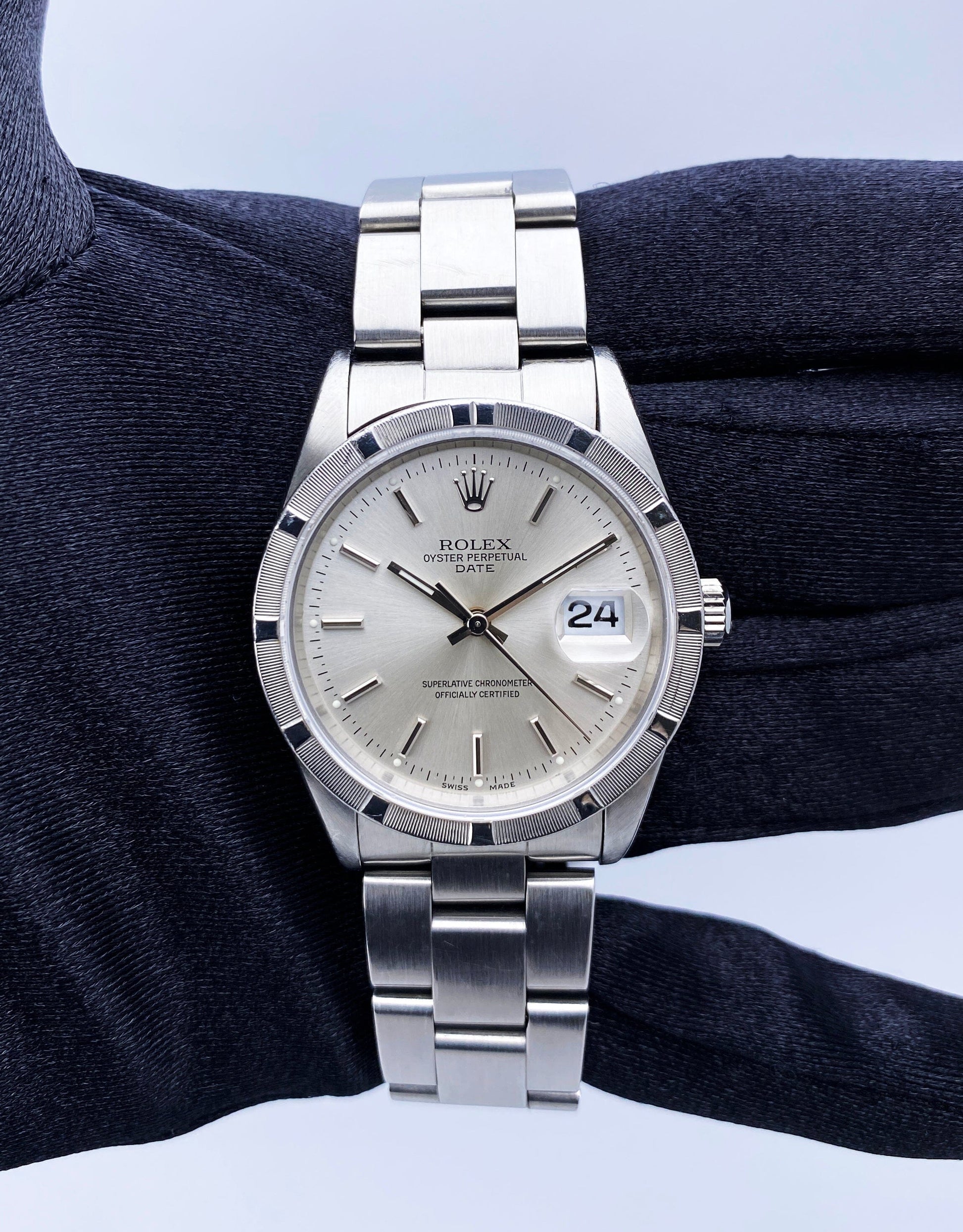 R08012201SF_Oyster Perpetual Date 15210 Silver_2.jpg