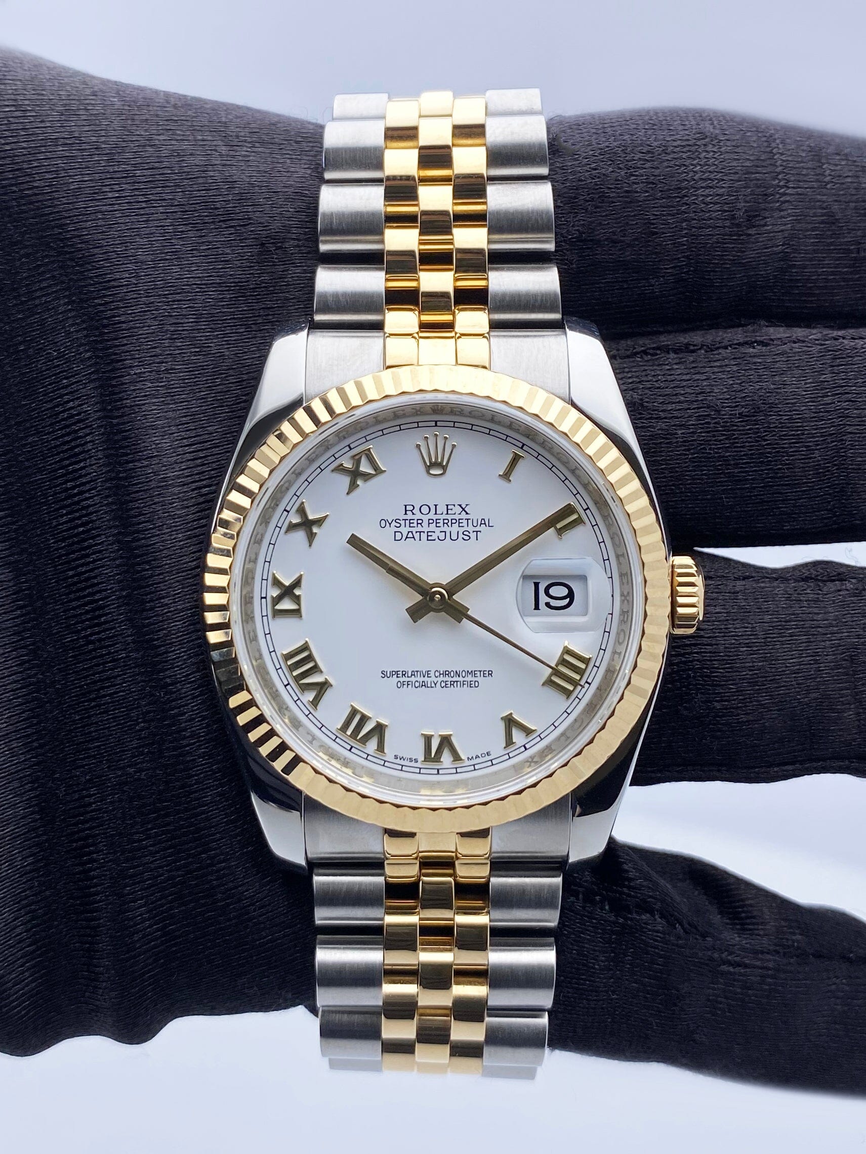 Rolex Oyster Perpetual Datejust 116233 White Dial Mens Watch