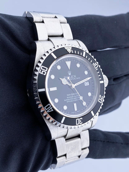 Rolex Oyster Perpetual Sea-Dweller 16600 Mens Watch