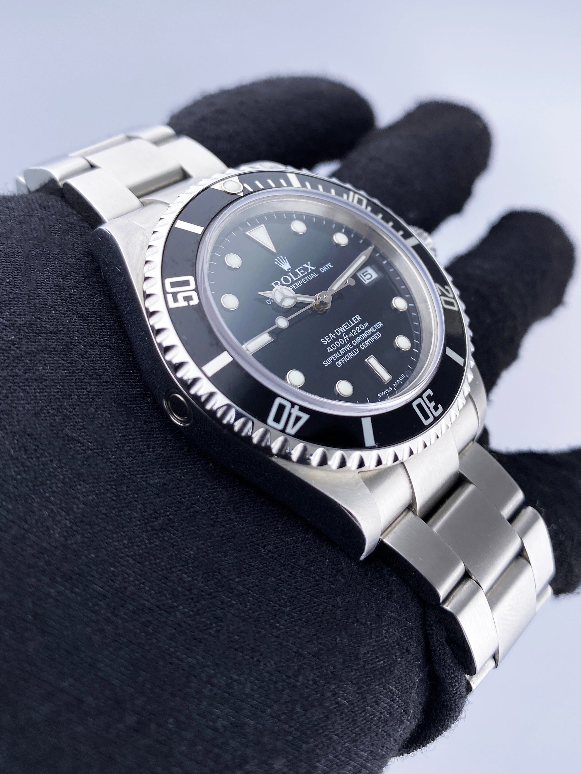 Rolex Oyster Perpetual Sea-Dweller 16600 Mens Watch - Watches