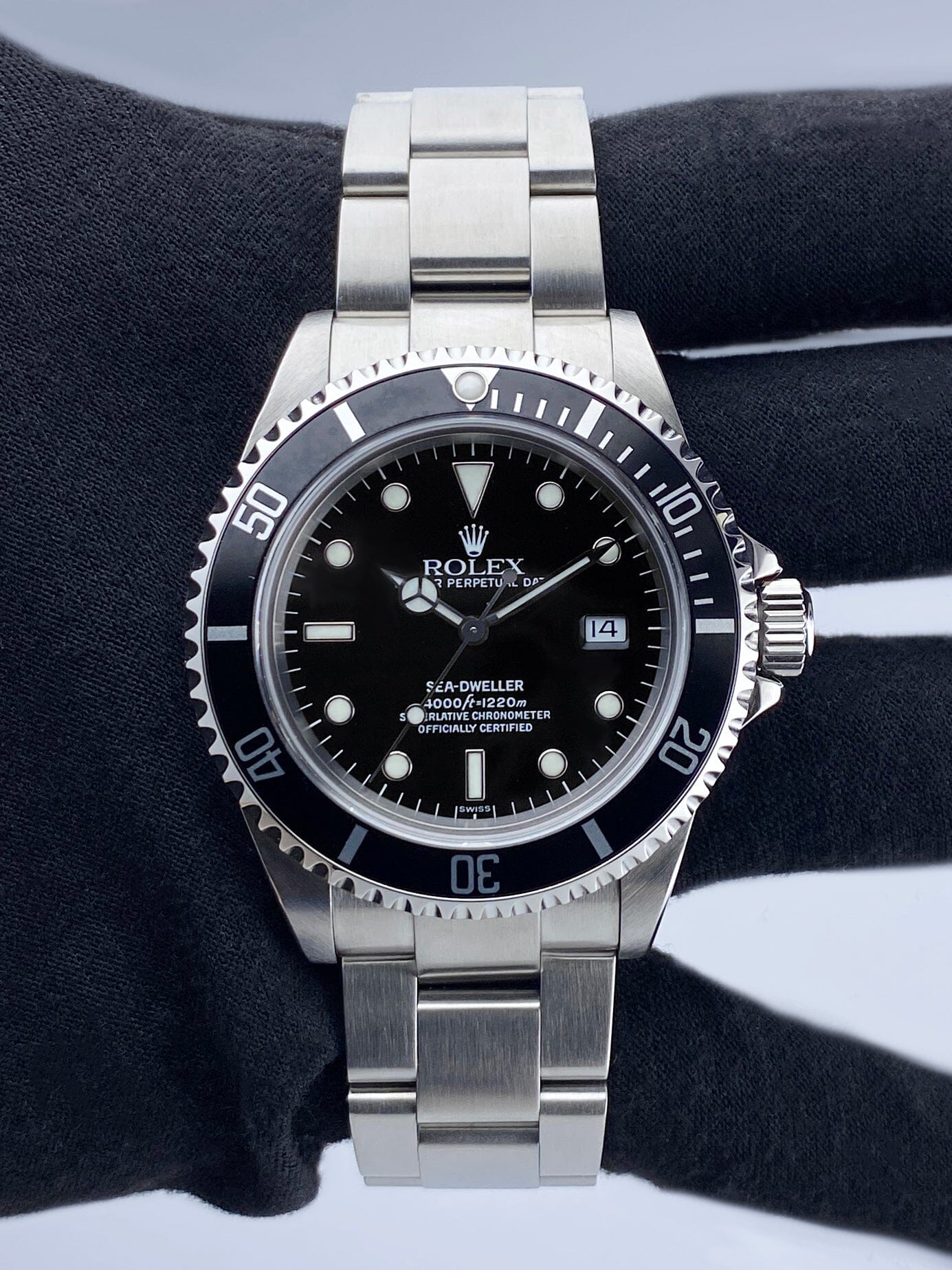 R09162204X_3.jpg