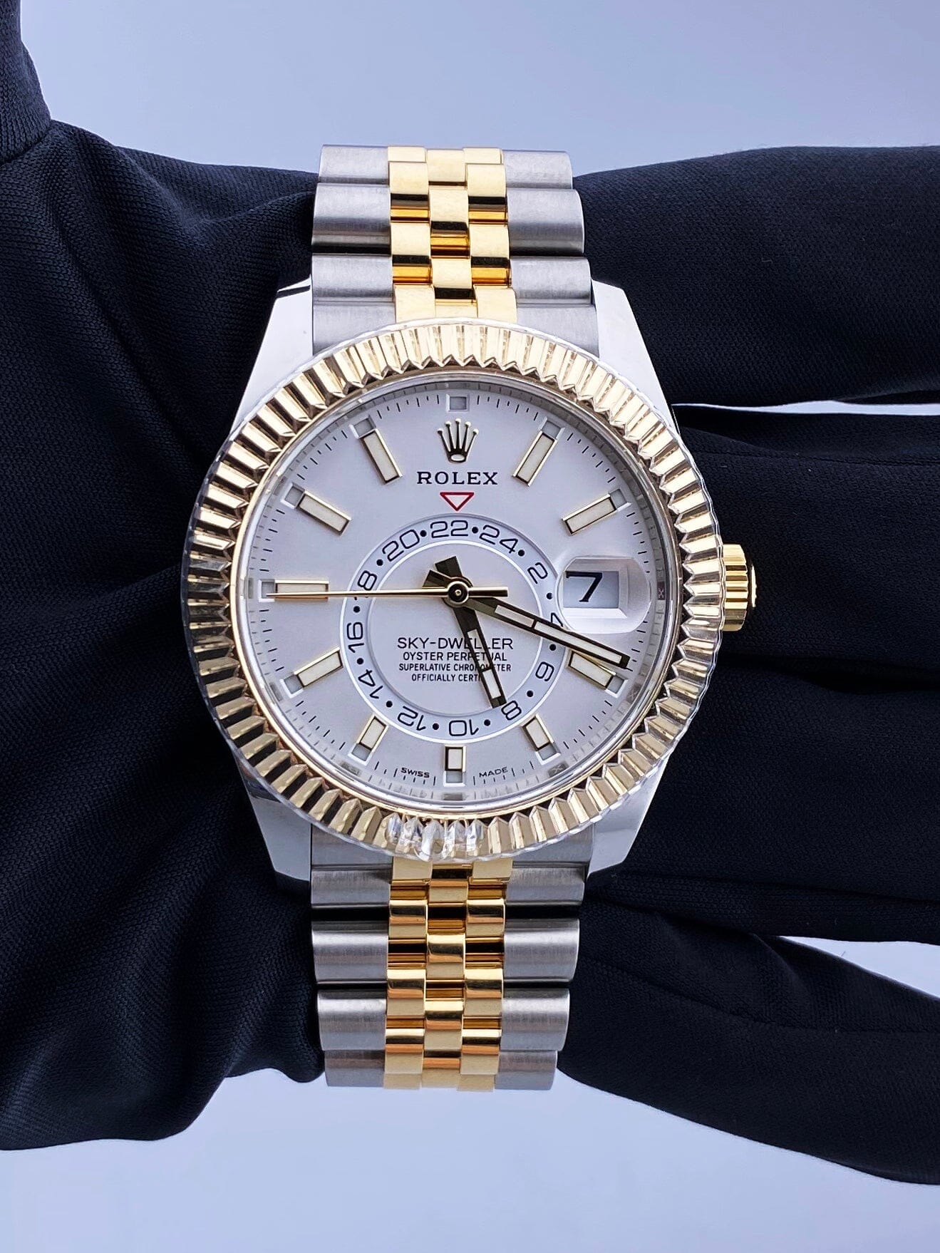 Rolex Sky Dweller 326933 Mens Watch Box Papers - Wristwatch