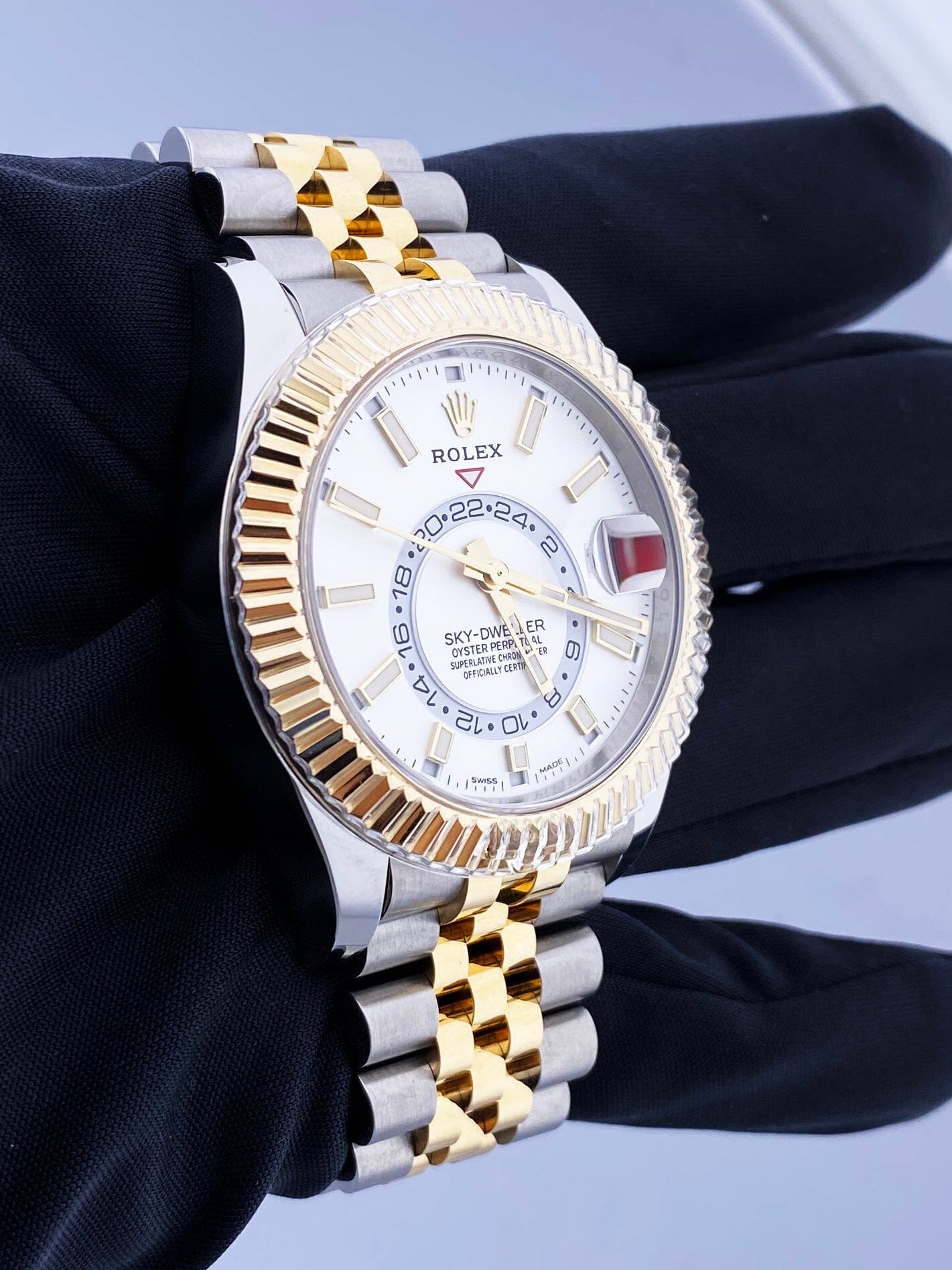 Rolex Sky Dweller 326933 Mens Watch Box Papers - Wristwatch