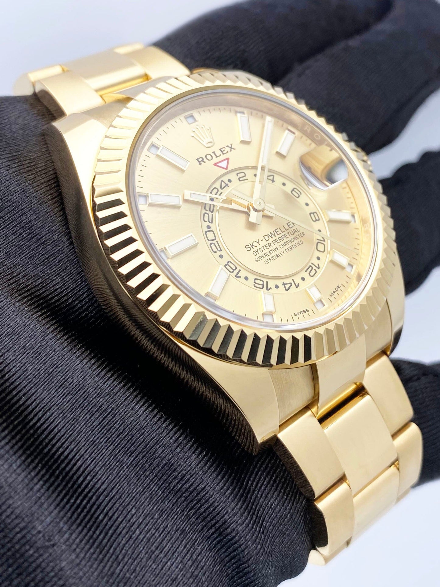 Rolex Sky-Dweller 326938 Champagne Dial Mens Watch Box Papers - Watches