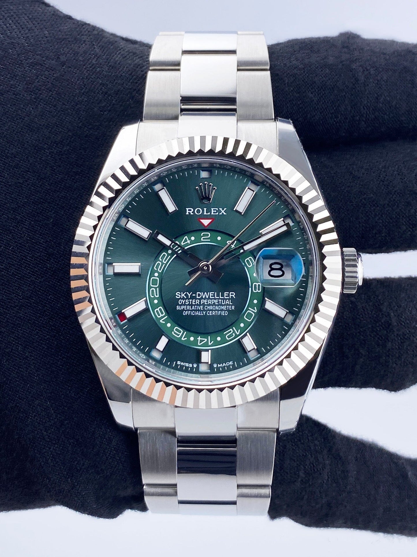 Rolex Sky-Dweller 336934 Green Dial Mens Watch Box Papers - Watches