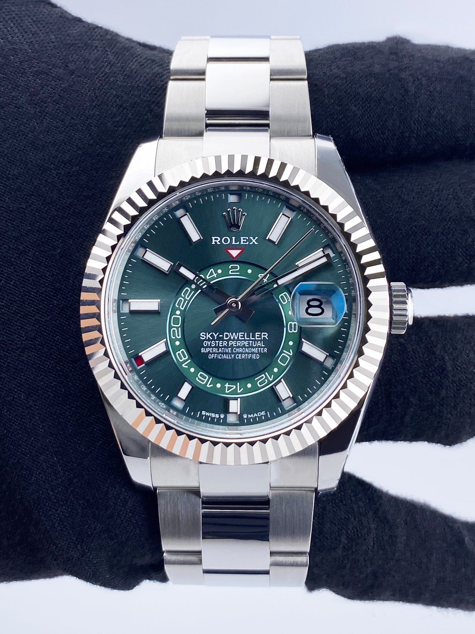 Rolex Sky-Dweller 336934 Green Dial Mens Watch Box Papers - Watches