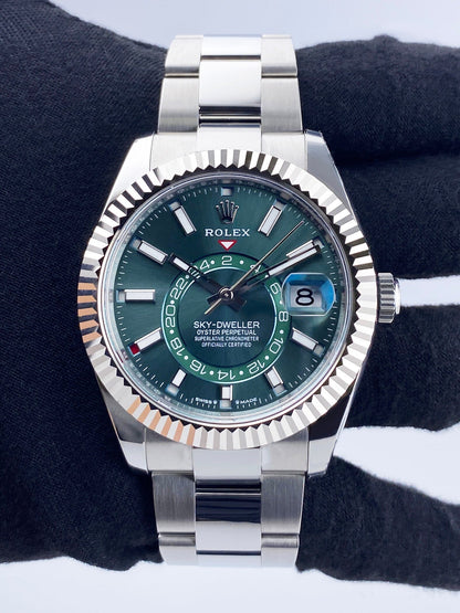 Rolex Sky-Dweller 336934 Green Dial Mens Watch Box Papers - Watches