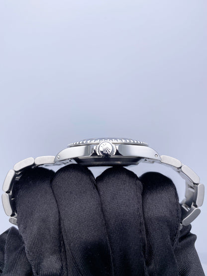Rolex Submariner 14060 No Date Mens Watch Box Papers