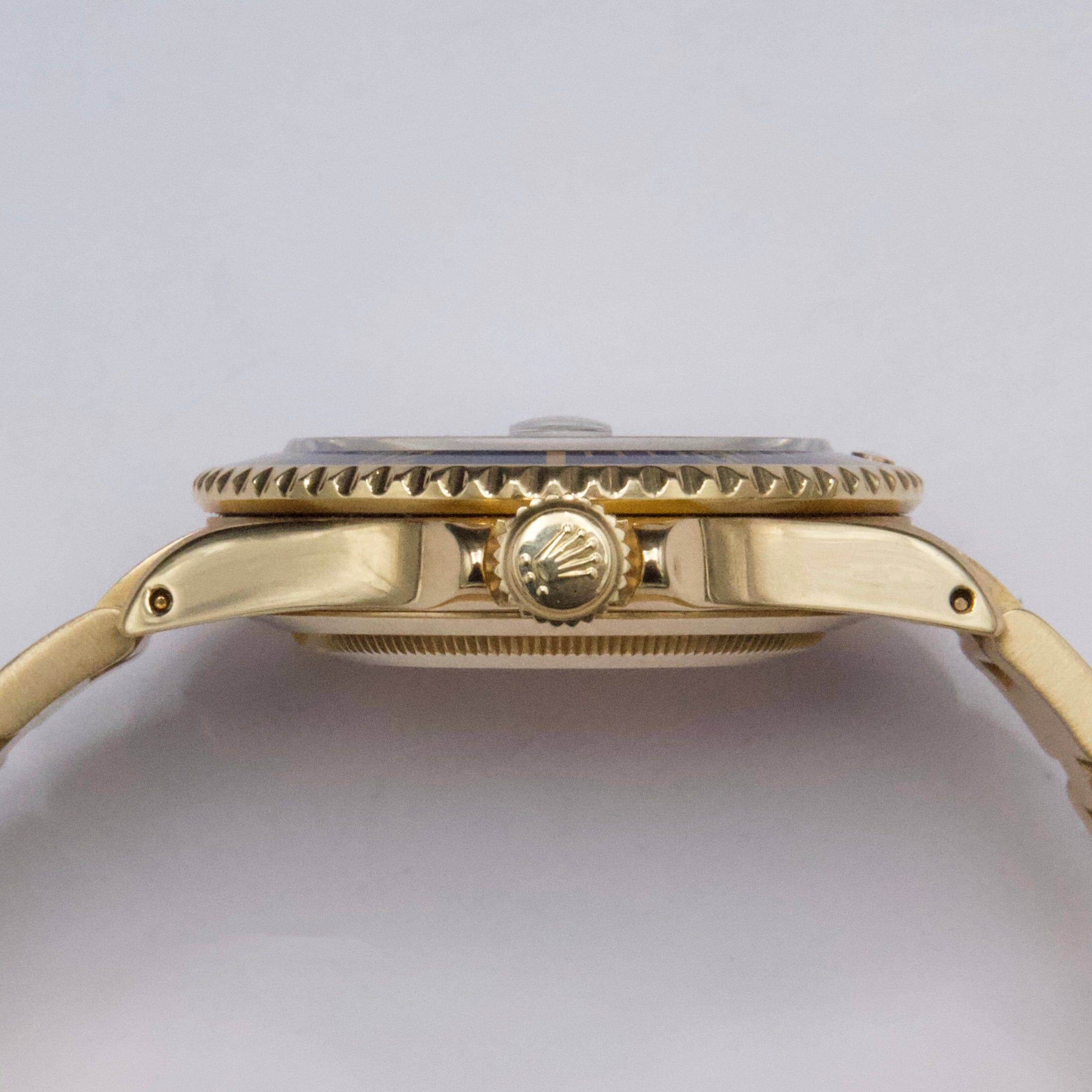 Rolex Submariner 16618 Serti Champagne Dial 18K Yellow Gold – Phigora