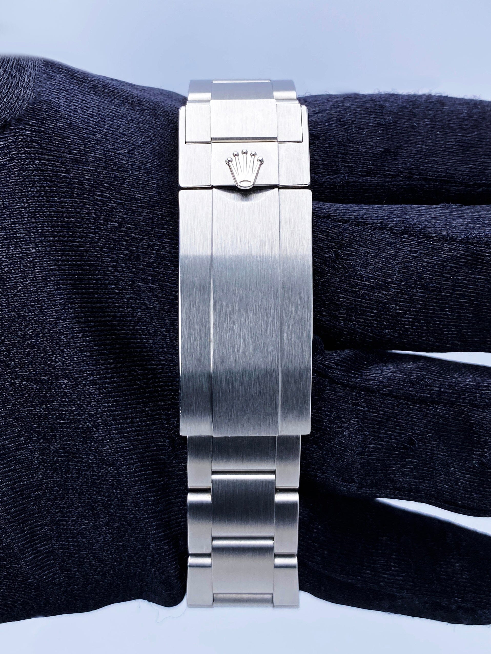 Rolex Submariner Date 116610LN Mens Watch Box Papers - Virtual