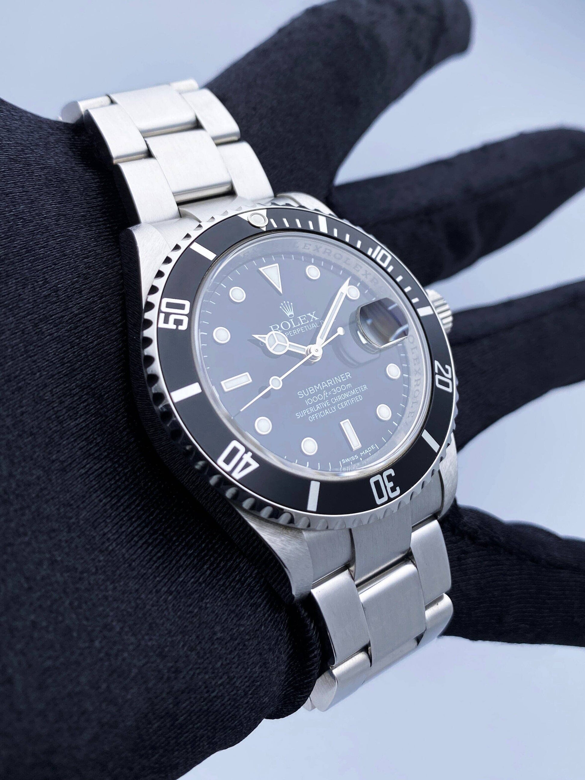 Rolex Submariner Date 16610 Engraved Rehaut Mens Watch Box Papers - Virtual