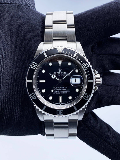 Rolex Submariner Date 16610 Engraved Rehaut Mens Watch Box Papers - Virtual