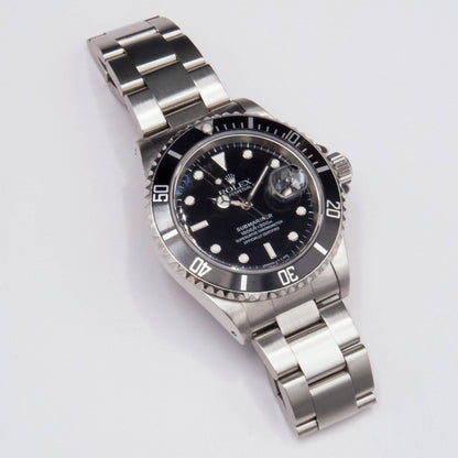 Rolex Submariner Date 16610 Mens Watch - Watches
