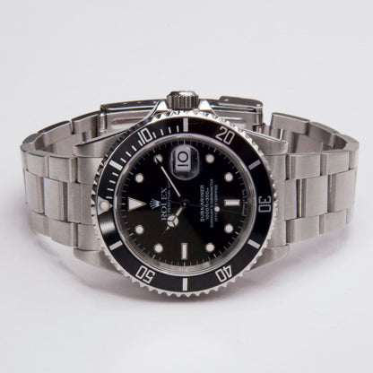 Rolex Submariner Date 16610 Mens Watch - Watches