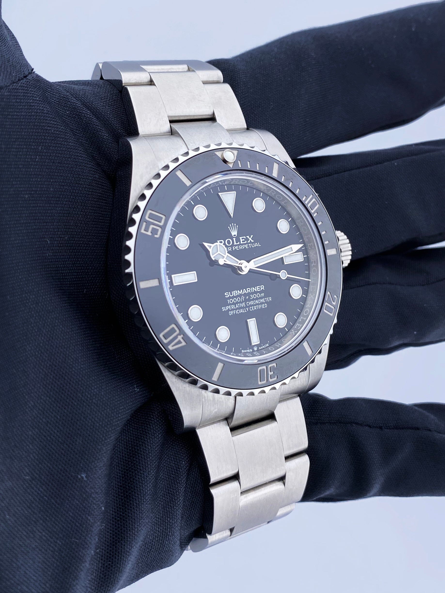 Rolex Submariner No Date 124060 Mens Watch - Wristwatch