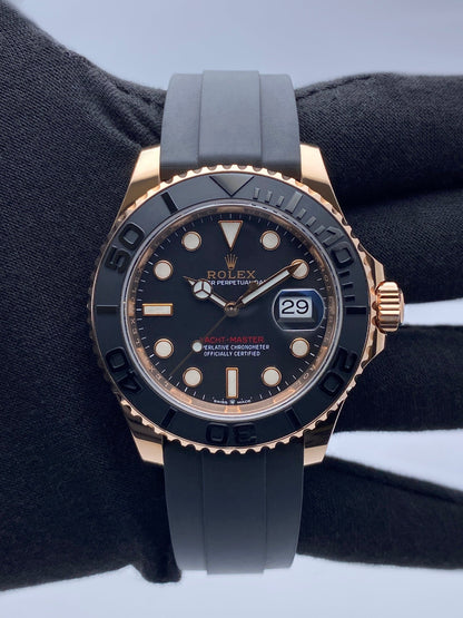 R126655BKIS-1_2.jpg