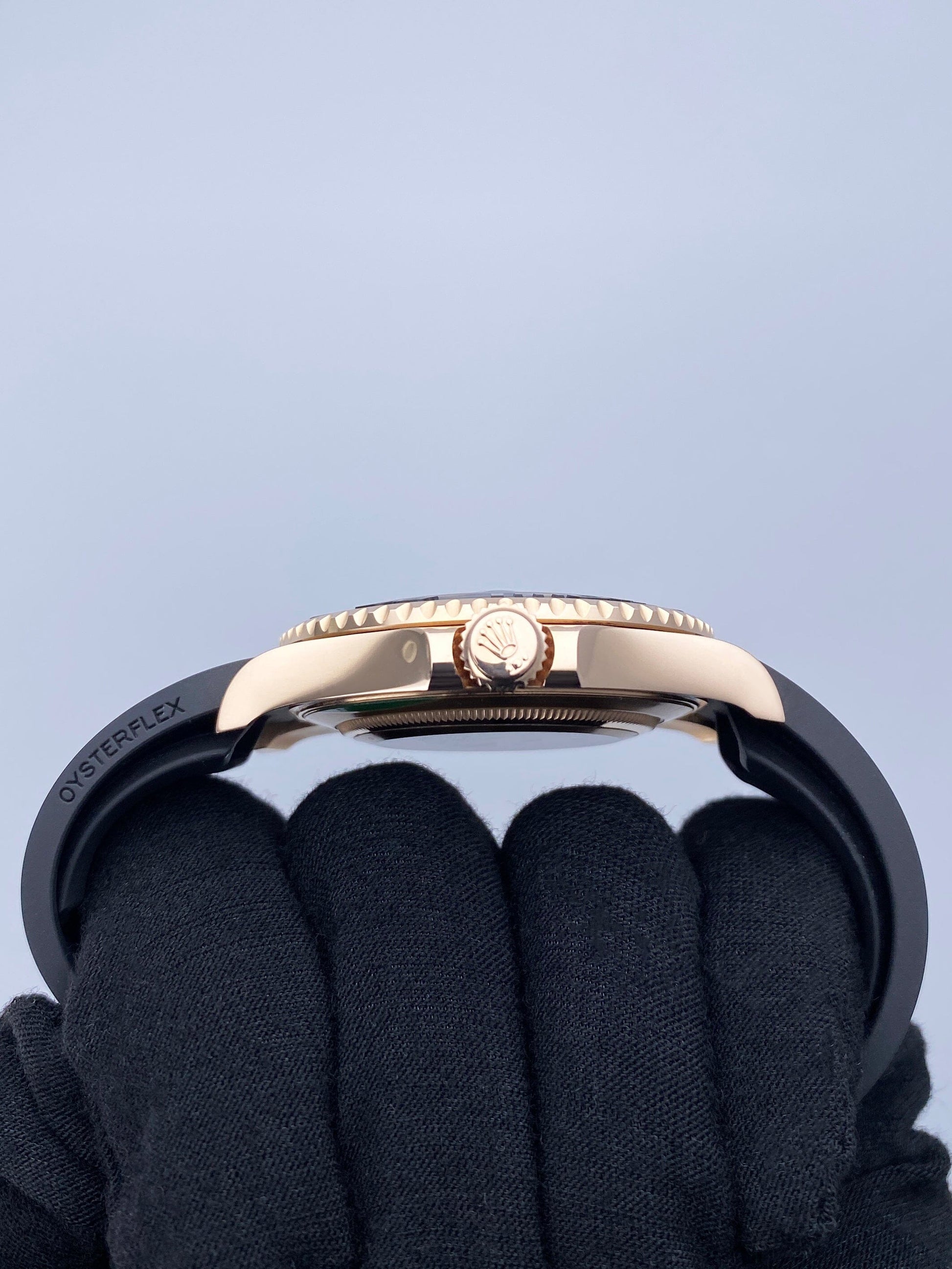R126655BKIS-1_4.jpg