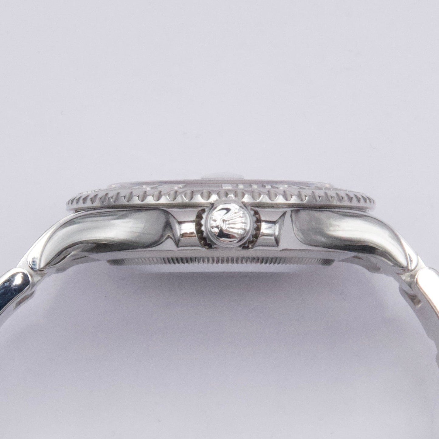 Rolex Yacht Master 16622 Platinum Bezel Engraved Rehaut Mens Watch - Virtual