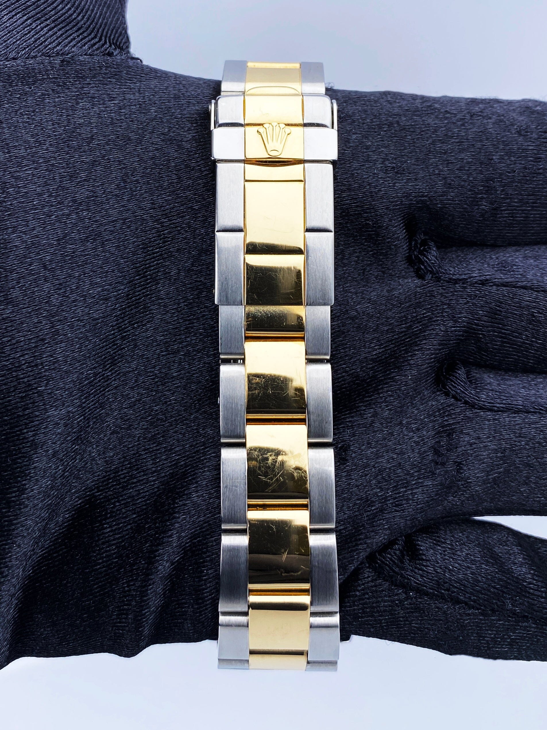 Rolex Yacht-Master 68623 Midsize Silver Dial Watch Box Papers - Virtual