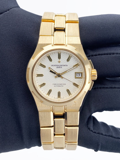 Vacheron Constantin Overseas 42050 18K Yellow Gold Mens Watch - Wristwatch