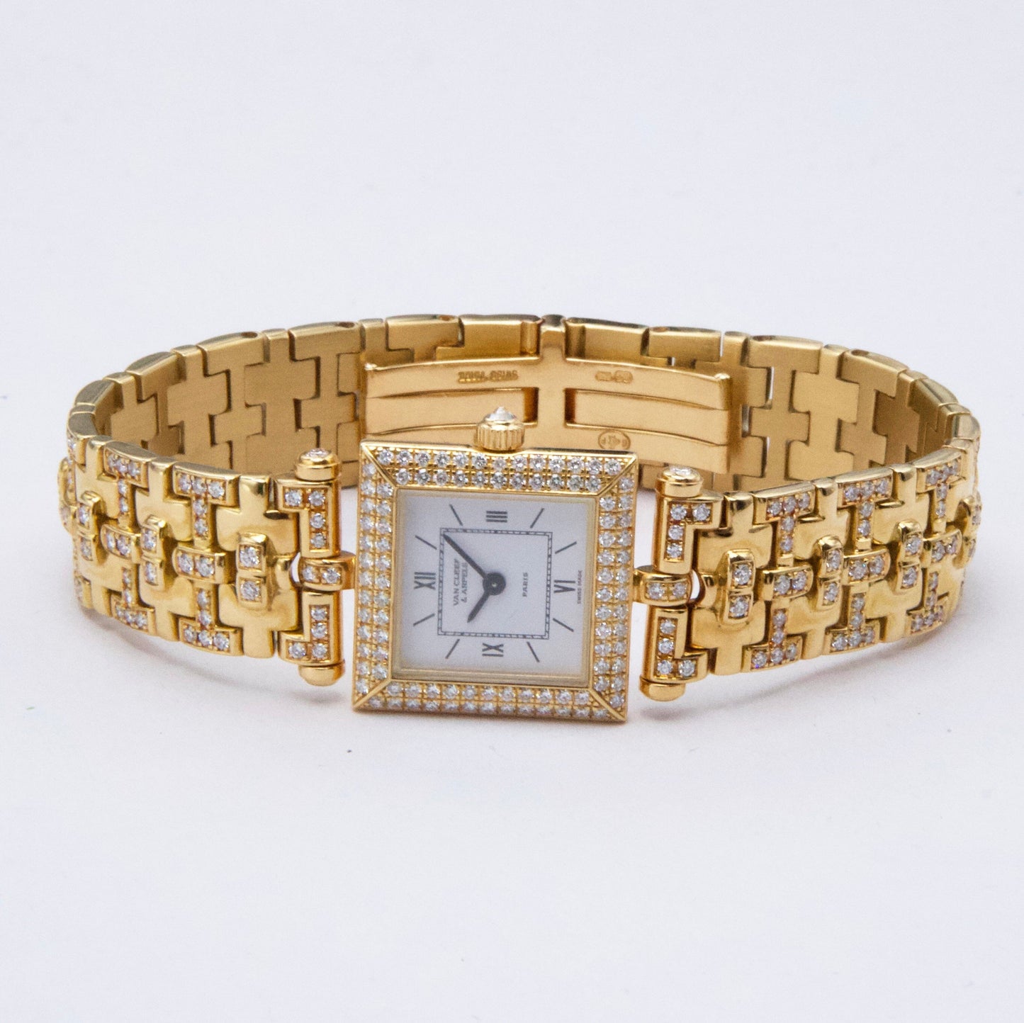 Van Cleef & Arpels Classical 018645 B2 005 KN1 White Dial Ladies Watch Papers Box - Watches