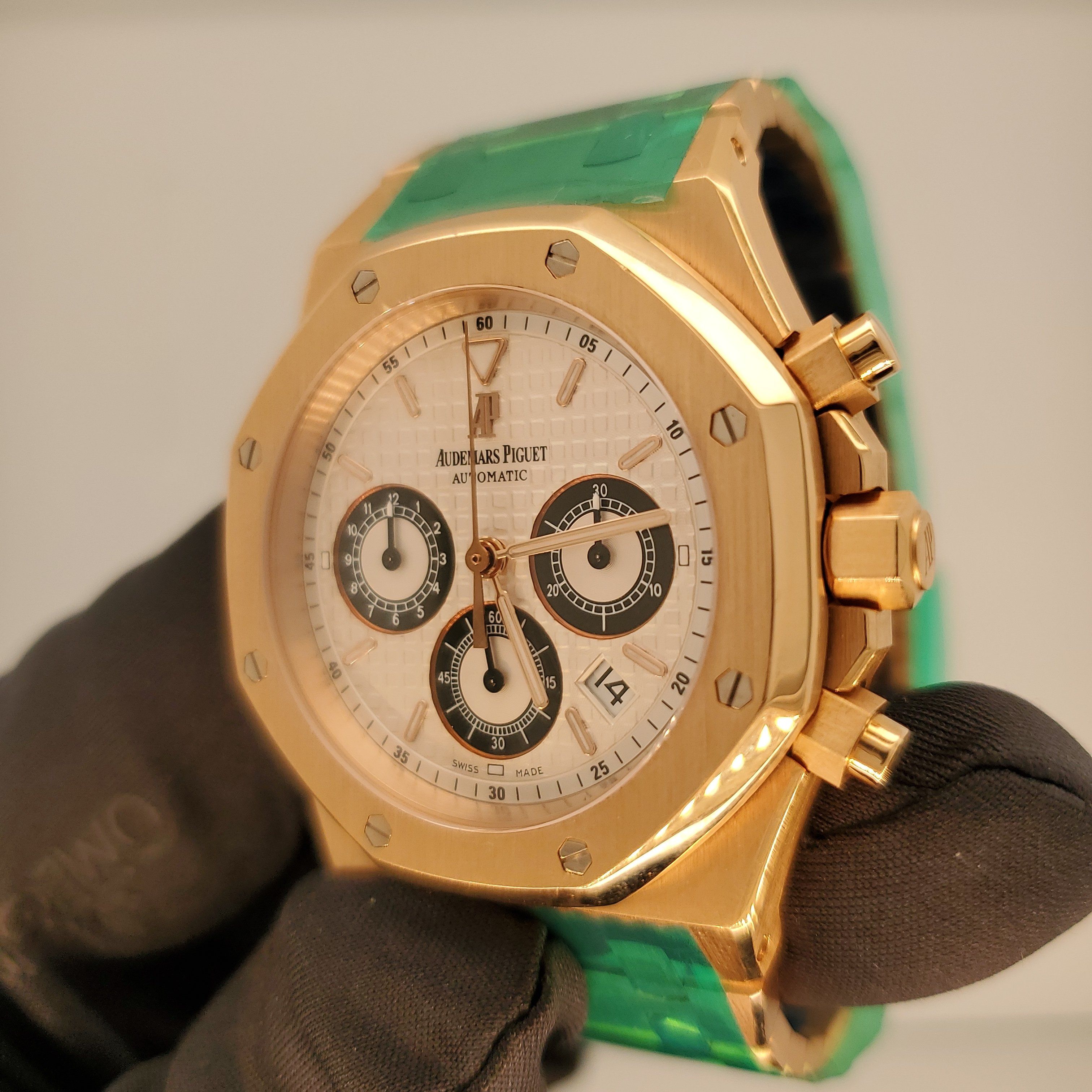 Audemars Piguet Royal Oak 26022OR 18K Rose Gold Chronograph – Phigora