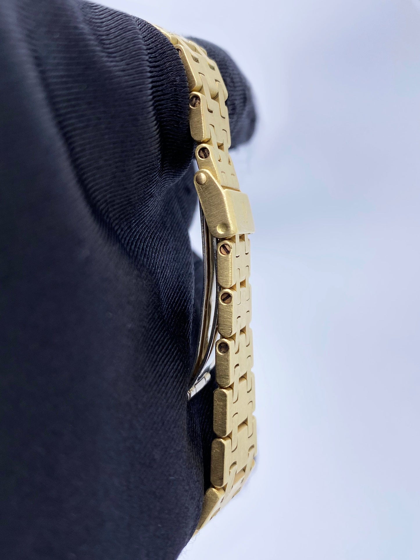 Audemars Piguet Royal Oak 6007BA 18K Yellow Gold Ladies Watch - Wristwatch